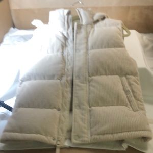 Aritzia super puff vest brand new with tags never uses 2xs size